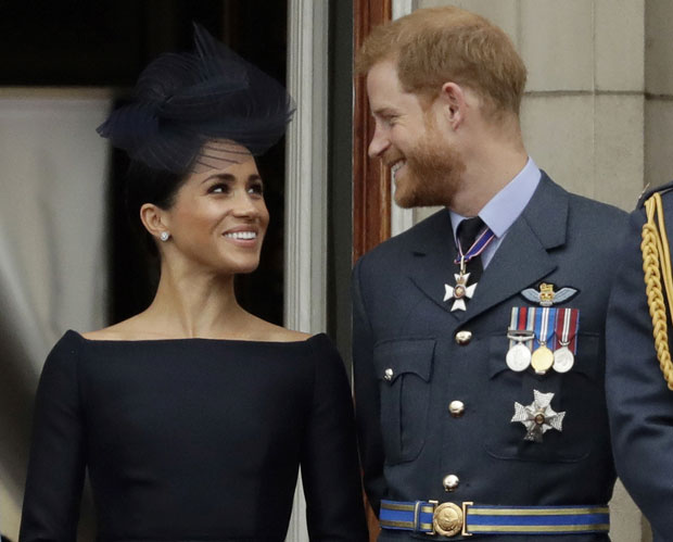 Хари и Меган за одмор добили ДВОРАЦ од мистеризног РУСА: Могуће да се иза поклона крије МРАЧАН МОТИВ